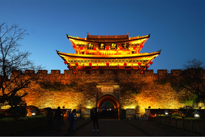 走，夜游大理古城去！