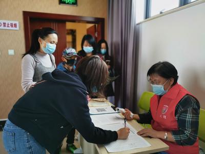 大理州群众艺术馆“家庭美育系列”课堂带您走进传统首饰制作