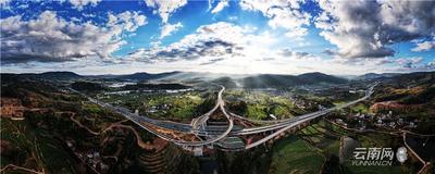 新楚大高速建成通车 小车通行全程费用为176.47元