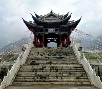 【中国最佳爱情表白地】520带我在鸡足金顶虔诚许我3320米（三生三世爱你）之爱