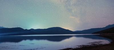 【视频】大理洱源海西海 浪漫星河映湖水