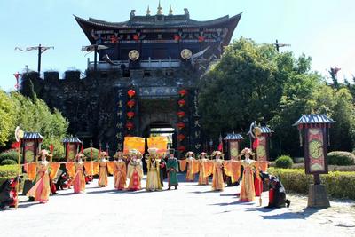 创4A品牌 树大理形象  天龙八部影视城齐心协力共创4A景区