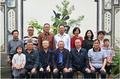 洱源：走访慰问老干部  温暖送到心坎上