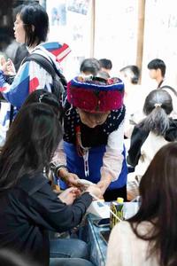 云南研学热，非遗“动”起来！一群海南少年在大理“沉浸式”体验了……