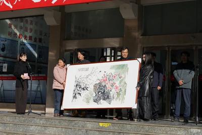 大理人，走！去州图书馆看画展啦